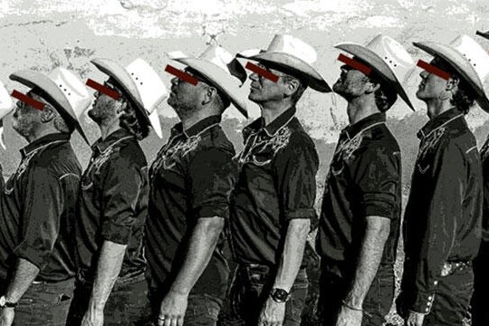 LA MALA P&Eacute;KORA + The Sakamantekas