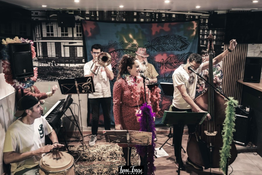PEPPERMINT SEXTET