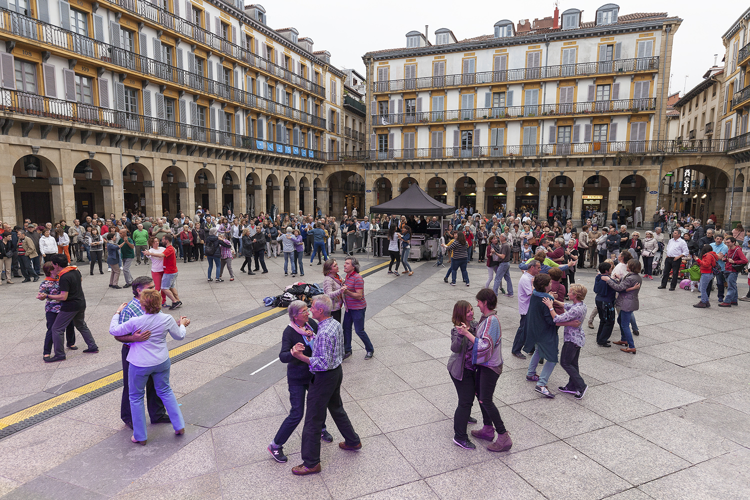ROMER&Iacute;A DE LA BANDA MUNICIPAL DE TXISTULARIS DE SAN SEBASTI&Aacute;N