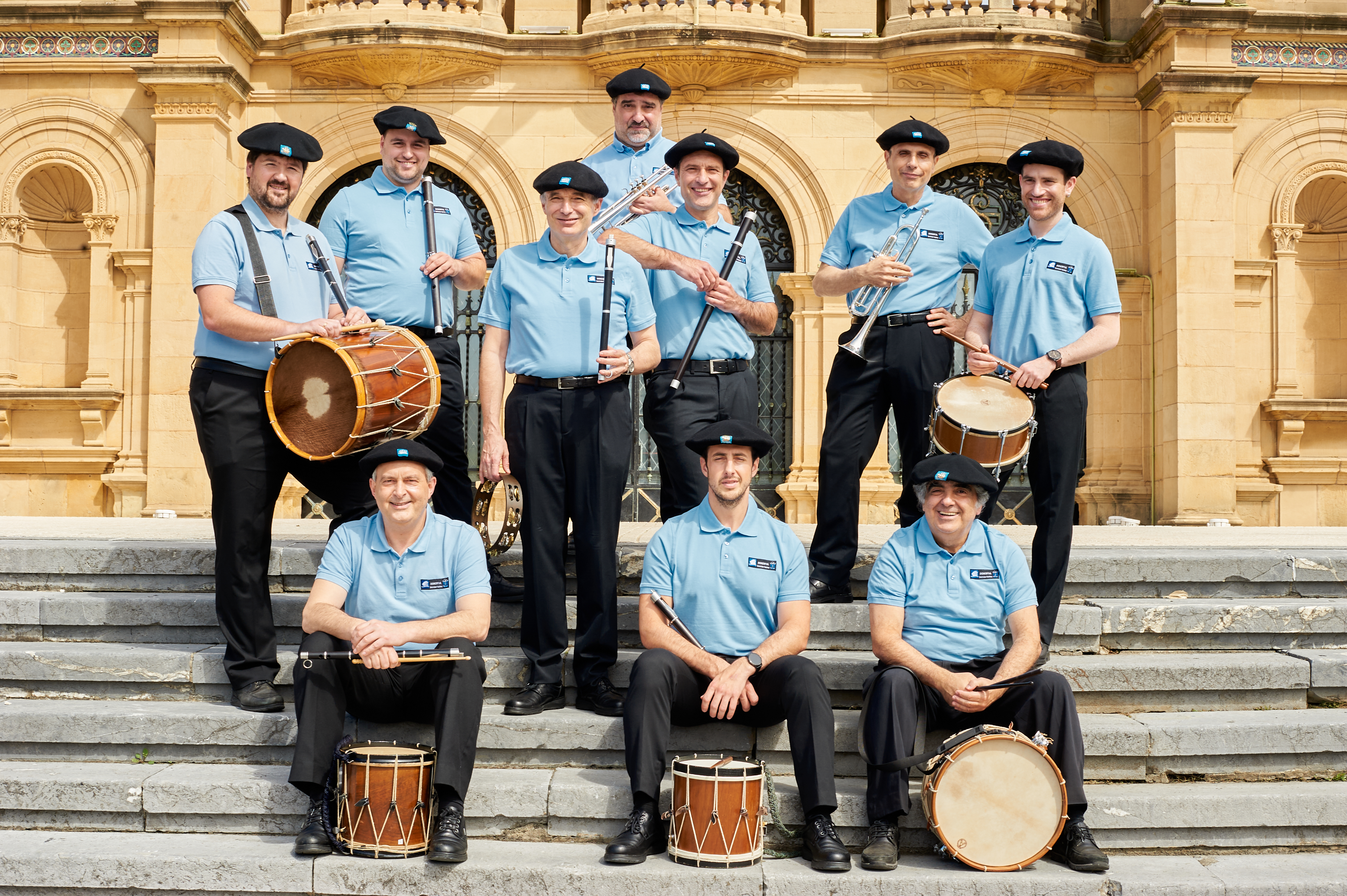 Concierto de la banda municipal de txistularis de San Sebasti&aacute;n