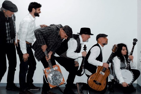 THE SORRY MOUNTAIN&acute;S