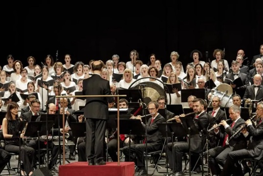 La Pamplonesa: "UNA NAVIDAD A VOCES"