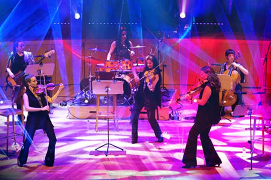 D&eacute;lica Pop Orchestra: "ABBA, Queen, Beatles y otros grandes del Pop"