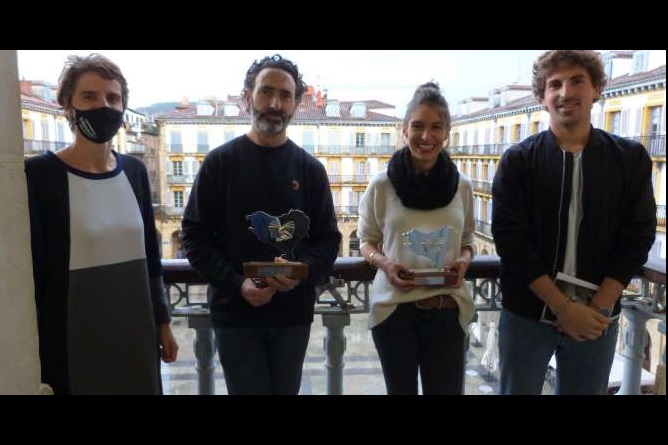 Amaia Telleria y Jon Bilbao reciben los premios Euskadi de plata