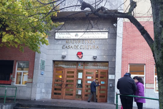 Centro C&iacute;vico de Cruces